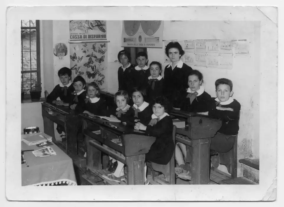 Scolaresca della scuola elementare di Sauna – Insegnante Franca Orlandini